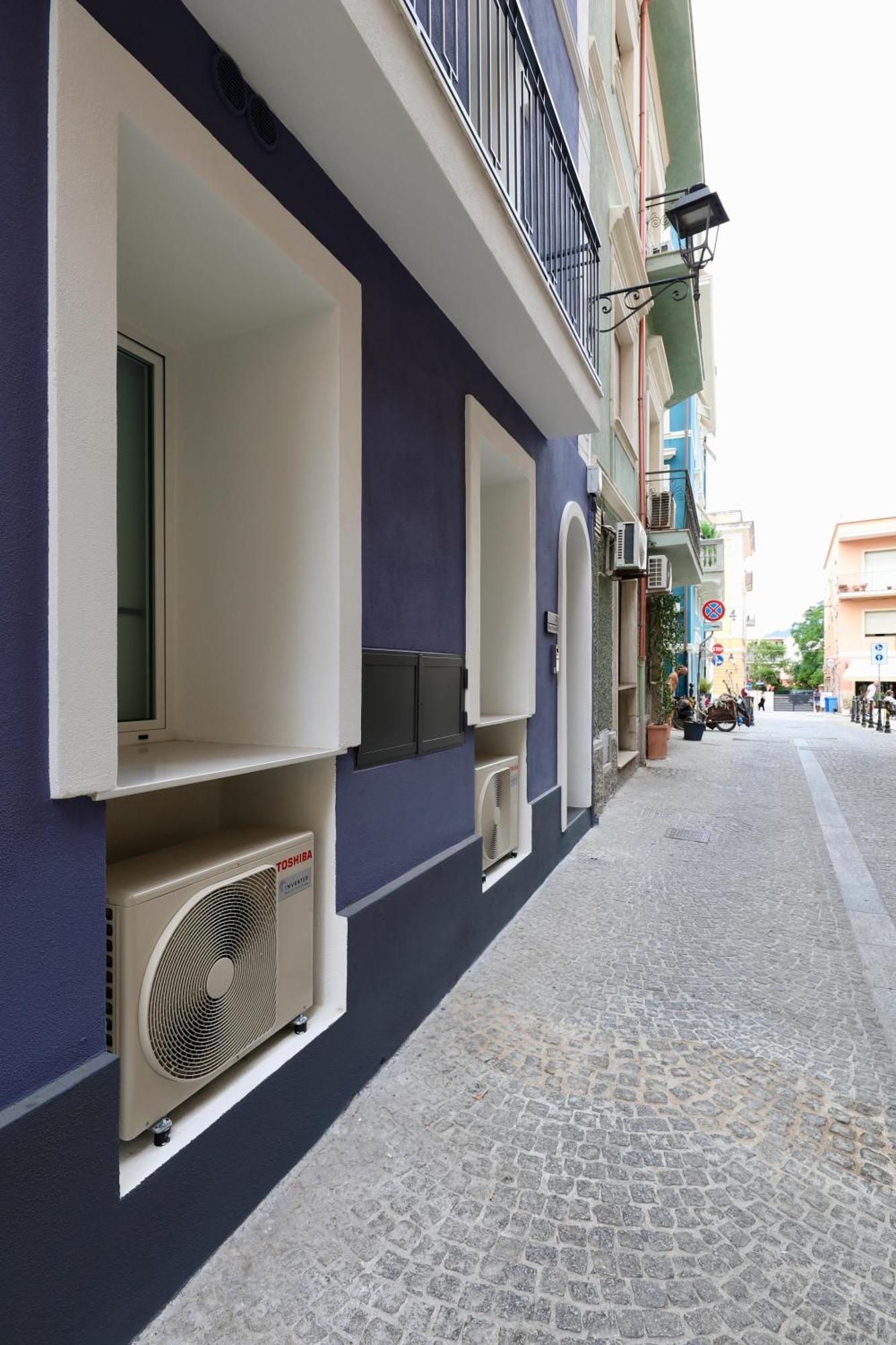Luxurious Garibaldi Penthouse - Terrace - Great View - Full Renovation - Historical Centre - Amazing Olbia